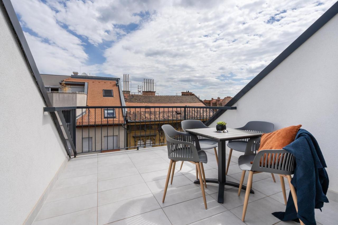 The Rose Garden Budapest Apartments Eksteriør bilde